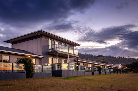 Beachfront Bicheno - Perths Hotel 39