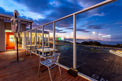 Beachfront Bicheno - Perths Hotel 36