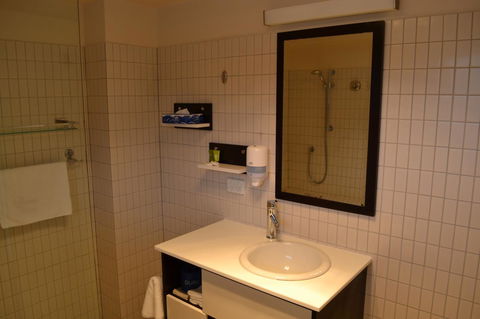 Lufra Hotel And Apartments - Perths Hotel 24