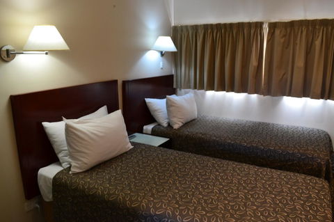 Lufra Hotel And Apartments - Perths Hotel 5