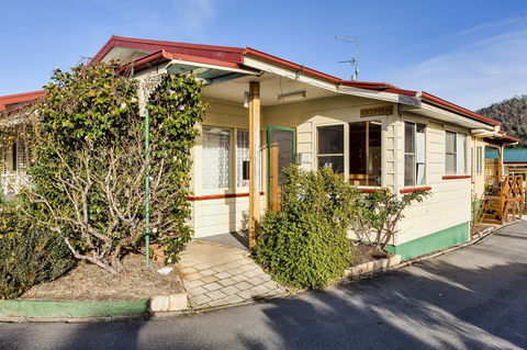 Wintersun Gardens Motel - Perths Hotel 21