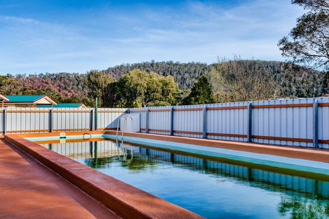 Wintersun Gardens Motel - Perths Hotel 17