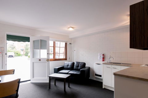Bay Hotel Apartments - Perths Hotel 24