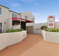 battery point apartment with car park - Perths Hotel