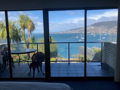 My Hobart Stay - Holiday Rentals - Perths Hotel 8
