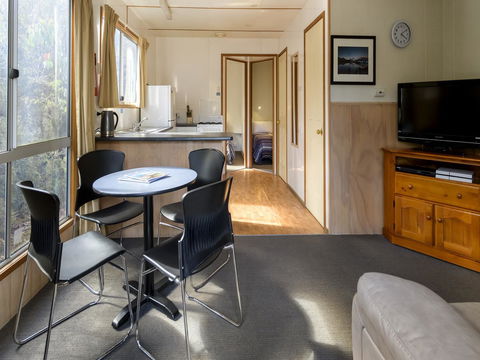 Discovery Parks - Cradle Mountain - Perths Hotel 4