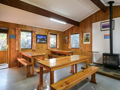 Discovery Parks - Cradle Mountain - Perths Hotel 12
