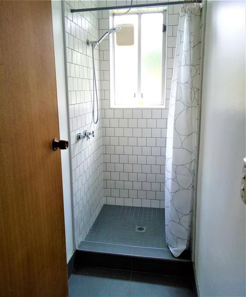 That '70s House - Perths Hotel 26