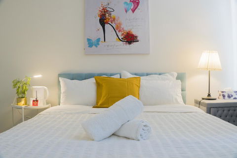 Amazing Sea Views Luxury Guest House - Perths Hotel 2