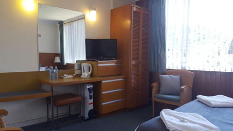 Mt Lyell Motor Inn - Perths Hotel 32