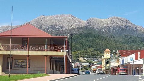 Mt Lyell Motor Inn - Perths Hotel 0