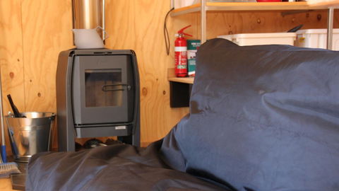 BAY OF FIRES ECO HUT Off Grid Experience At Binalong Bay - Perths Hotel 7