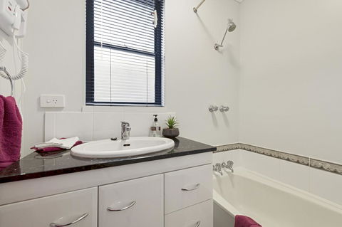 Aruba Apartments - Perths Hotel 5