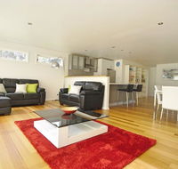 Seaview Apartment - Perths Hotel