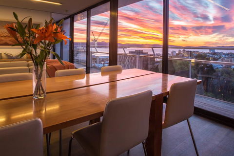 Avalon City Retreat - Perths Hotel 8