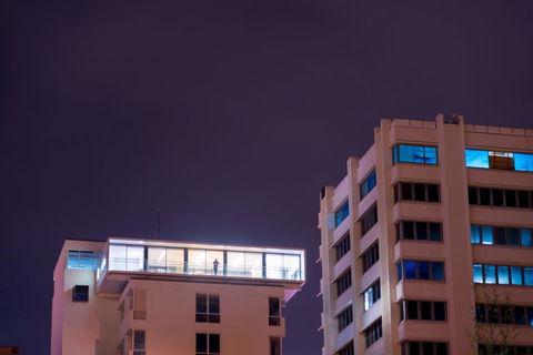 Avalon City Retreat - Perths Hotel 14