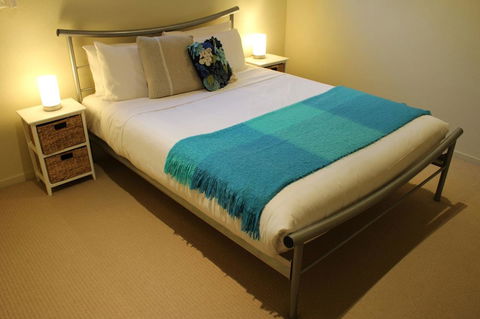 Villa 2 Bay Of Fires - Perths Hotel 12
