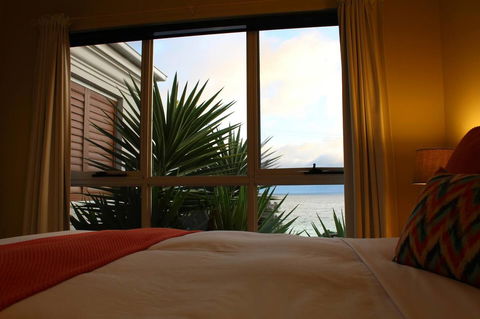 Villa 2 Bay Of Fires - Perths Hotel 8