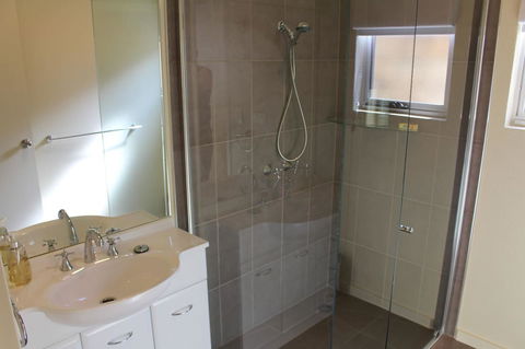 Villa 2 Bay Of Fires - Perths Hotel 17