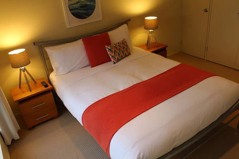 Villa 2 Bay Of Fires - Perths Hotel 15