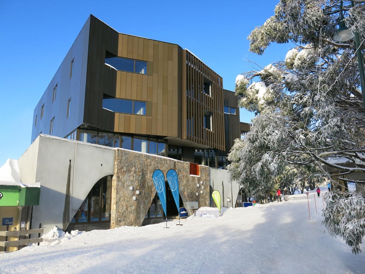 Delatite VIC Perths Hotel