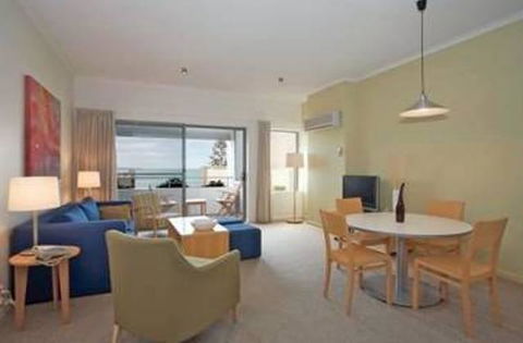 Cumberland Lorne Resort - Perths Hotel 22