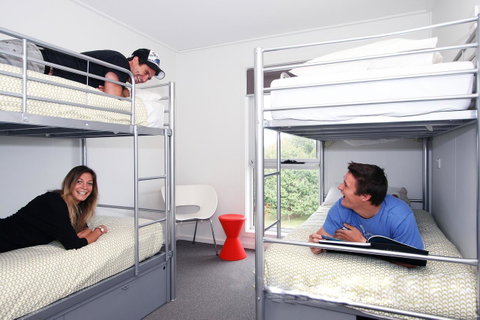The Island Accommodation - Perths Hotel 1