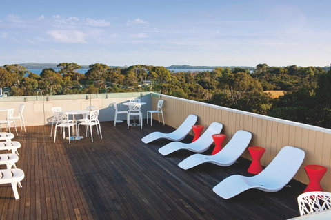 The Island Accommodation - Perths Hotel 24