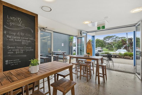 The Island Accommodation - Perths Hotel 23