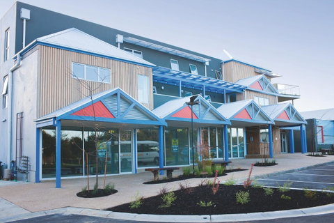 The Island Accommodation - Perths Hotel 26