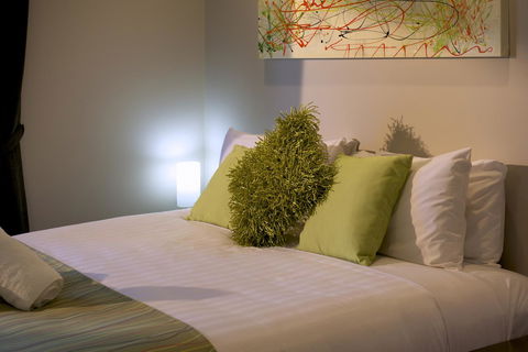 Boathouse Resort Studios And Suites - Perths Hotel 18