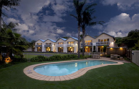 Boathouse Resort Studios And Suites - Perths Hotel 12