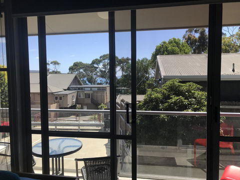 Lorne World - Perths Hotel 27