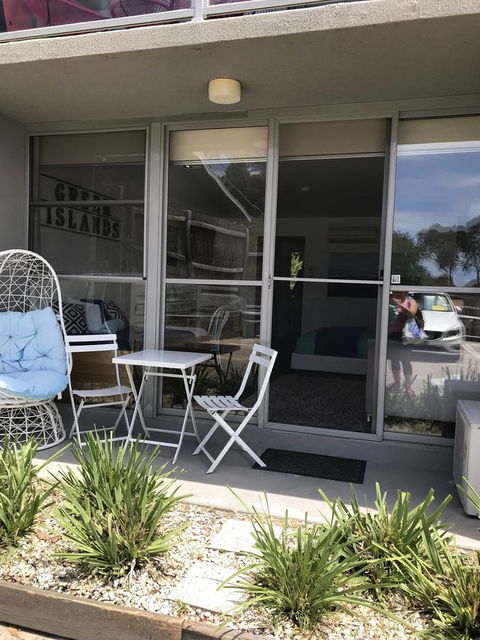Lorne World - Perths Hotel 35