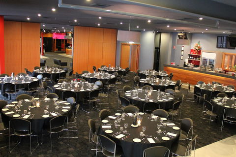 Nightcap At Matthew Flinders Hotel - Perths Hotel 36