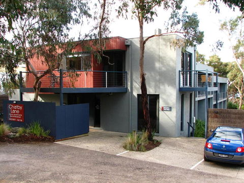 Lorne Surf Apartments - Perths Hotel 12