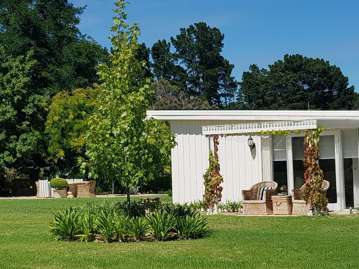 Mount Eliza VIC Perths Hotel