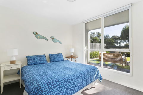Front Beach House - Perths Hotel 19