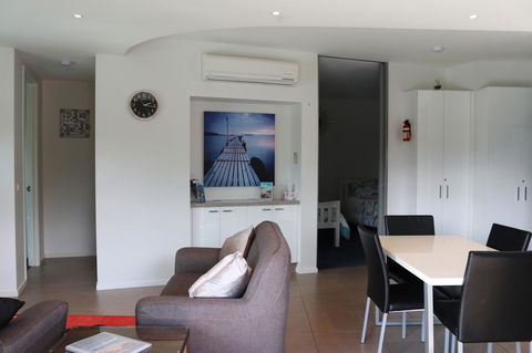 130 At The Waves - Perths Hotel 6