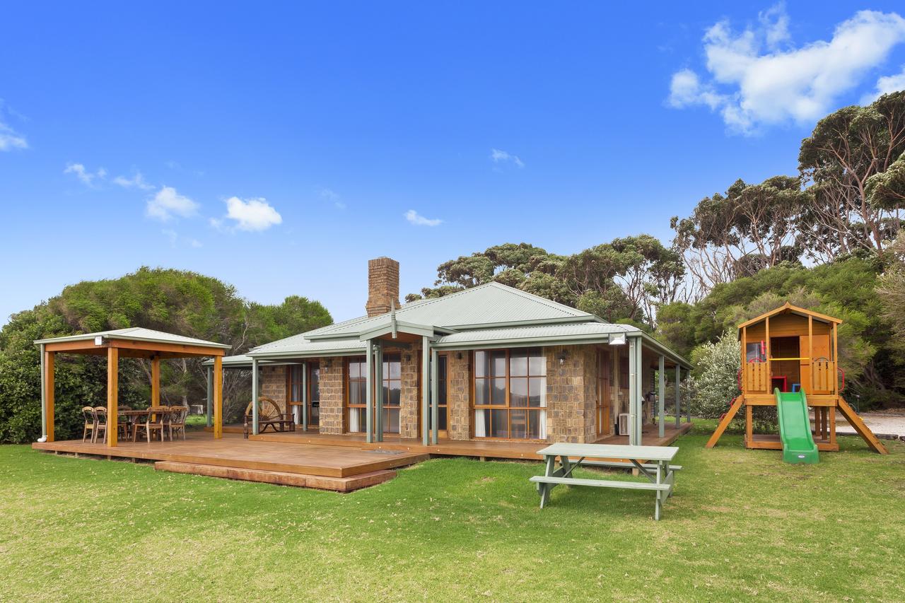 Marengo VIC Perths Hotel