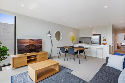 Experience Platinum Hotel Apartments - Perths Hotel 3