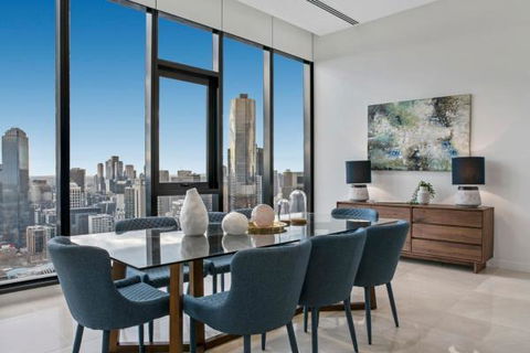 Experience Platinum Hotel Apartments - Perths Hotel 8