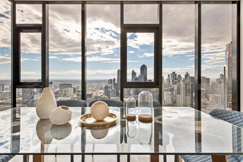 Experience Platinum Hotel Apartments - Perths Hotel 14