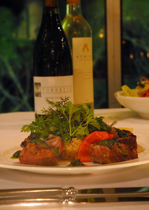 Chris\'s Beacon Point Restaurant & Villas - Perths Hotel 13