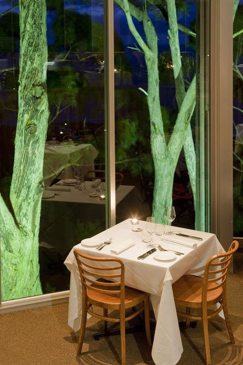 Chris\'s Beacon Point Restaurant & Villas - Perths Hotel 11