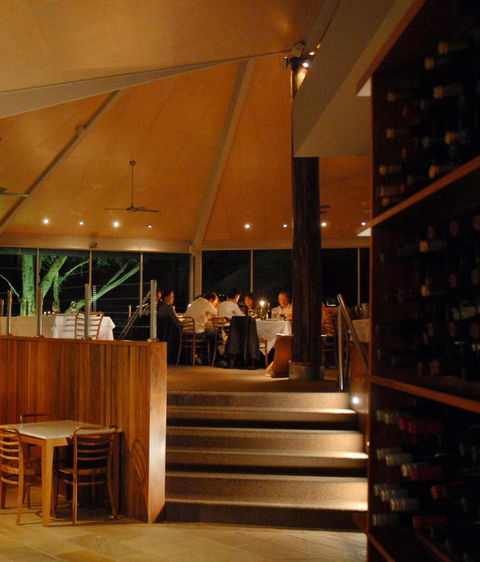 Chris\'s Beacon Point Restaurant & Villas - Perths Hotel 7