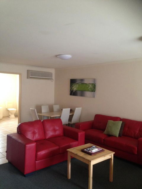 Beachcomber Motel & Apartments - Perths Hotel 15
