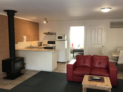 Beachcomber Motel & Apartments - Perths Hotel 13