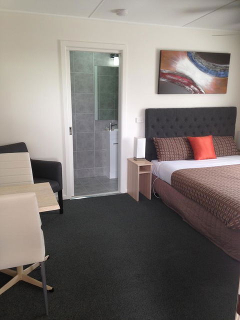 Beachcomber Motel & Apartments - Perths Hotel 18