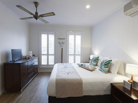 Sandymount - Perths Hotel 19